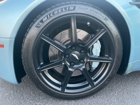 Used 2007 Aston Martin V8 Vantage Coupe image 24