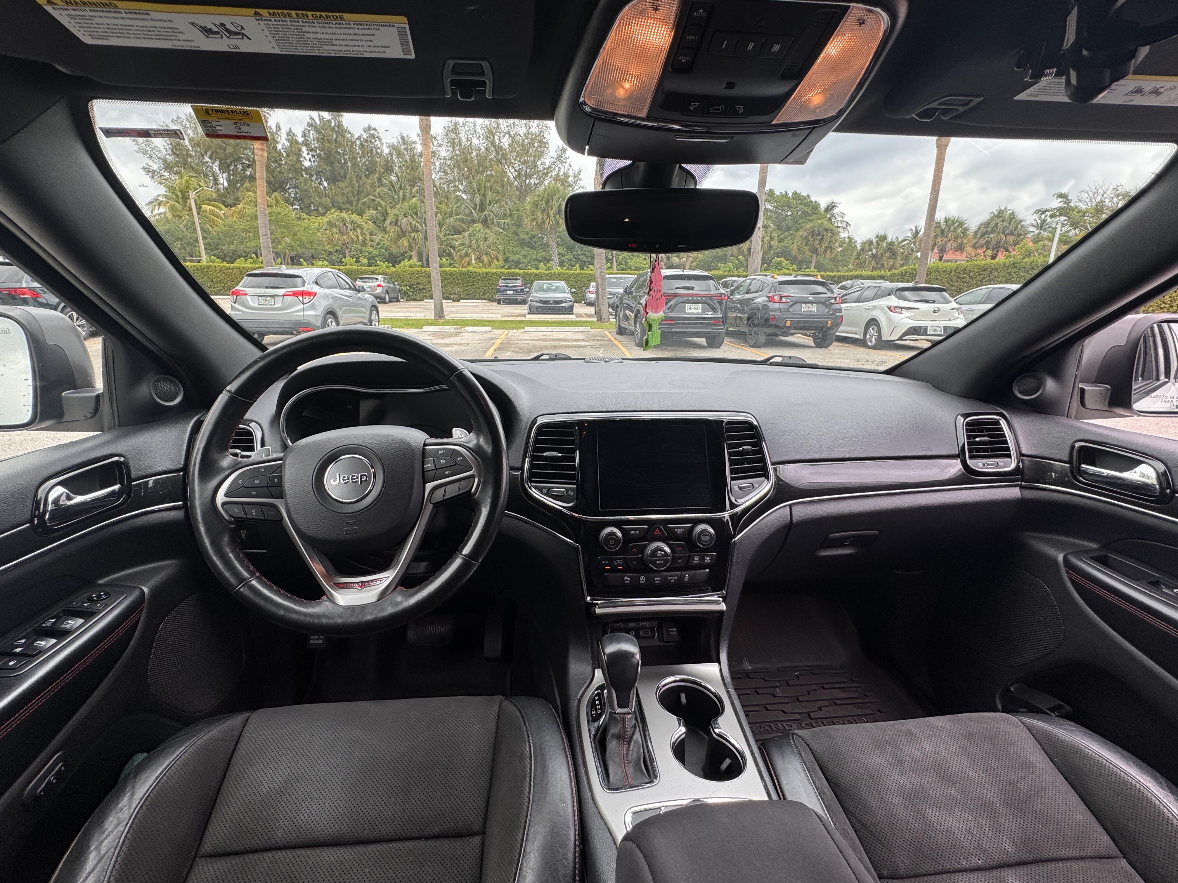 Used 2019 Jeep Grand Cherokee Trailhawk AWD/4WD image 12