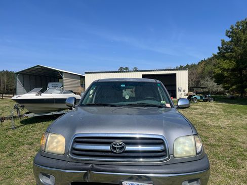Used 2002 Toyota Tundra SR5 image 4