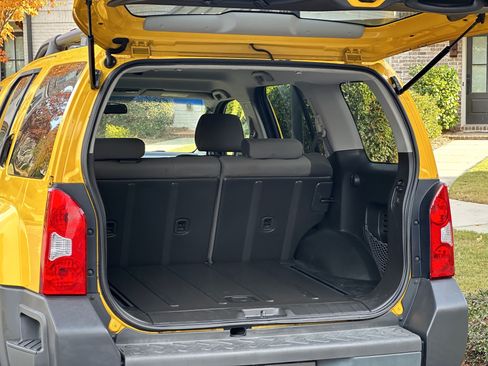 Used 2006 Nissan Xterra S w/ (W94) Tow Pkg image 9