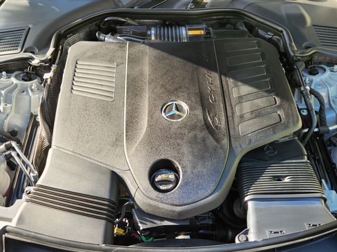 Used 2025 Mercedes-Benz CLE 450 4MATIC Cabriolet image 11