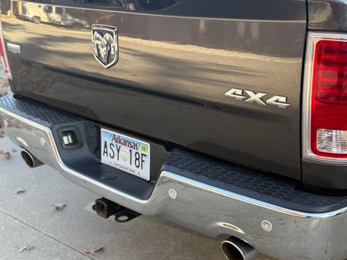 Used 2016 RAM 1500 Laramie w/ Convenience Group image 9