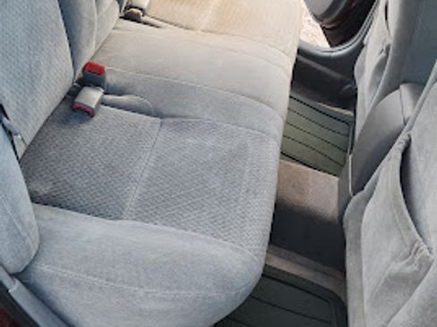 Used 2004 Toyota Camry LE image 13