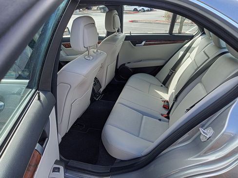 Used 2012 Mercedes-Benz C 250 Sedan image 16