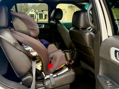 Used 2015 Ford Explorer Limited w/ Equipment Group 302A image 19