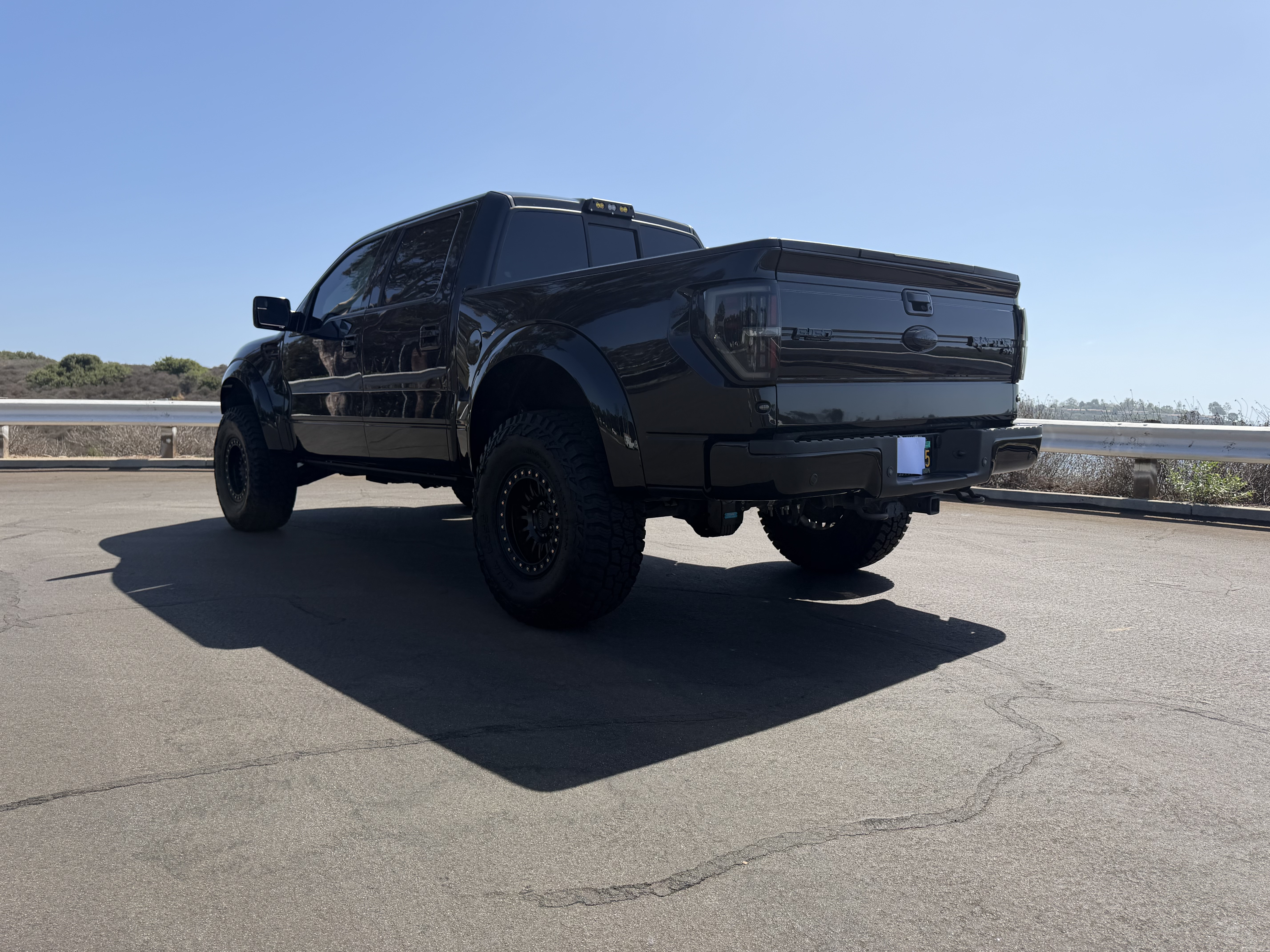 Used 2014 Ford F150 Raptor w/ Equipment Group 801A Luxury AWD/4WD image 12