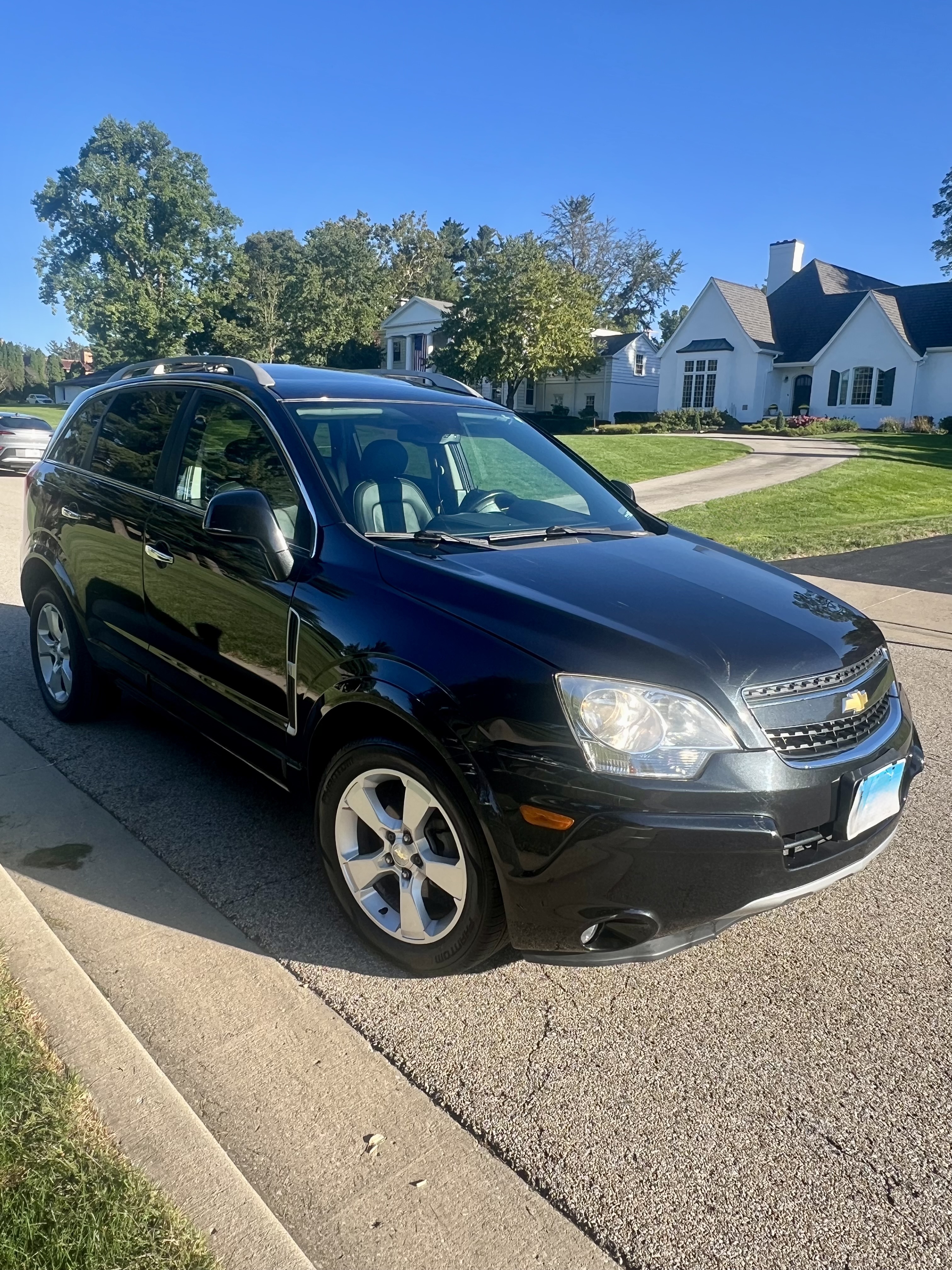 Used 2014 Chevrolet Captiva Sport LTZ FWD image 8