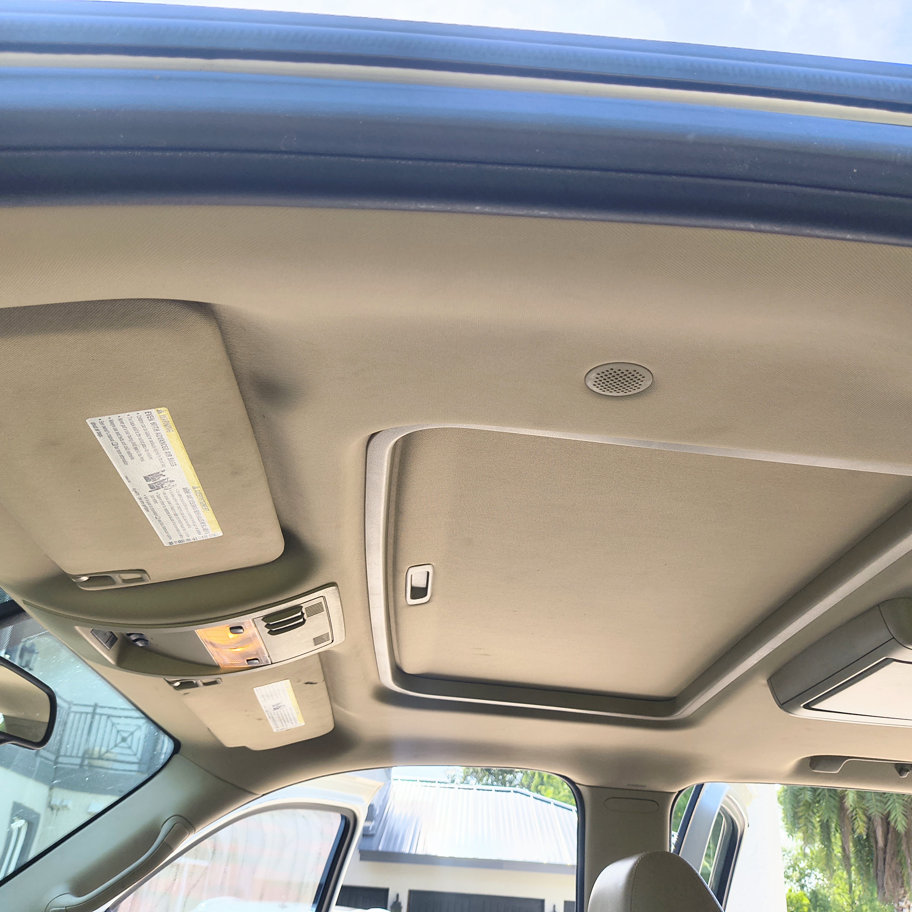 Used 2012 Chevrolet Avalanche LTZ AWD/4WD image 14