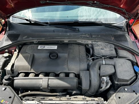 Used 2011 Volvo XC70 3.2 AWD/4WD image 16