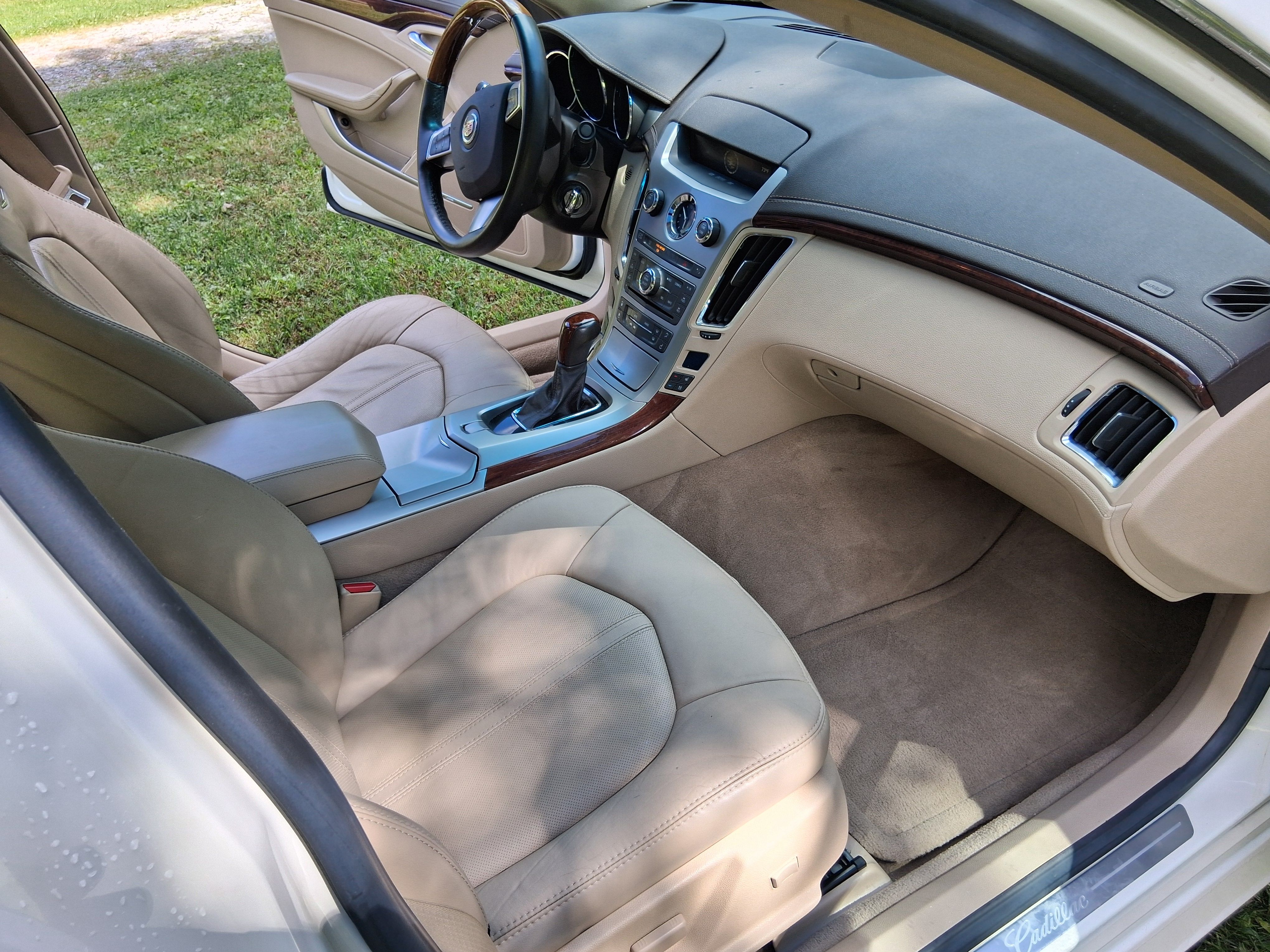 Used 2009 Cadillac CTS 3.6 AWD image 12