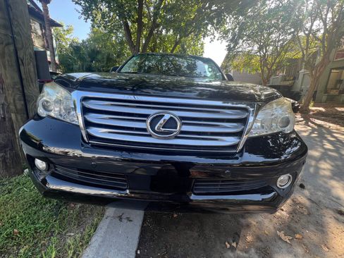 Used 2013 Lexus GX 460 w/ Comfort Plus Pkg AWD/4WD image 4