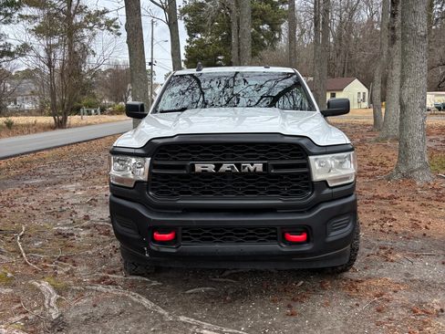 Used 2020 RAM 2500 Tradesman image 1