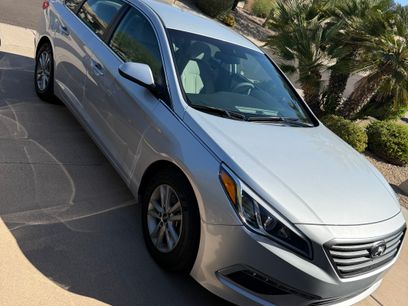 Used 2015 Hyundai Sonata SE w/ Option Group 09