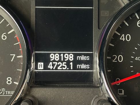 Used 2012 Nissan Rogue S AWD/4WD image 9