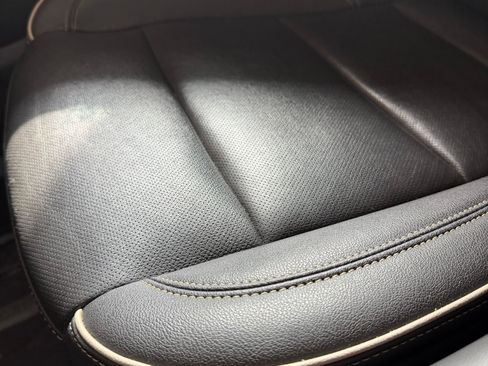 Used 2023 Chevrolet Tahoe Premier image 11