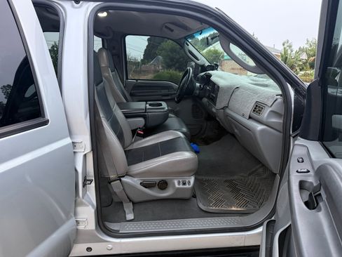 Used 2004 Ford F350 XLT AWD/4WD image 8