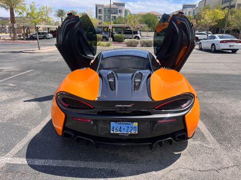 Used 2016 McLaren 570S Coupe image 26