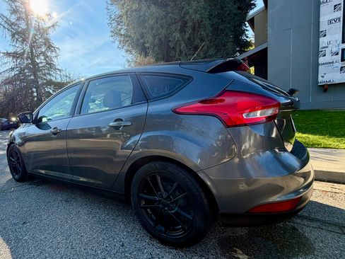 Used 2016 Ford Focus SE image 13