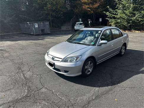 Used 2004 Honda Civic EX image 2