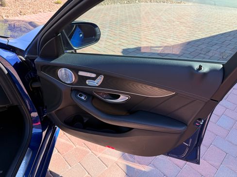 Used 2017 Mercedes-Benz C 300 Sedan image 16
