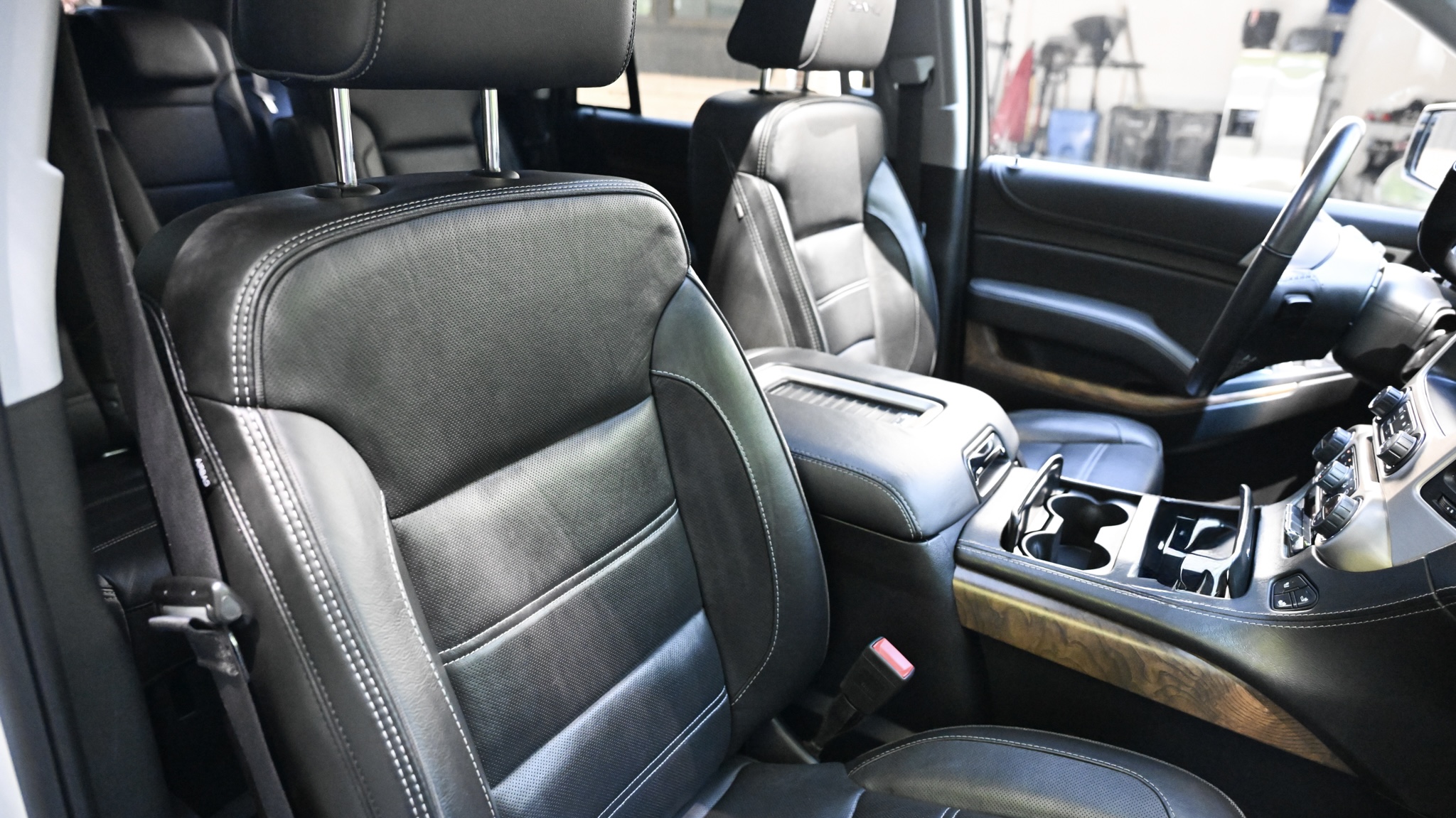 Used 2020 GMC Yukon Denali w/ Denali Ultimate Package AWD/4WD image 13