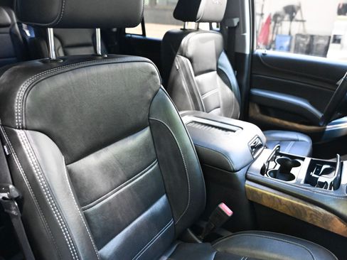 Used 2020 GMC Yukon Denali w/ Denali Ultimate Package AWD/4WD image 13