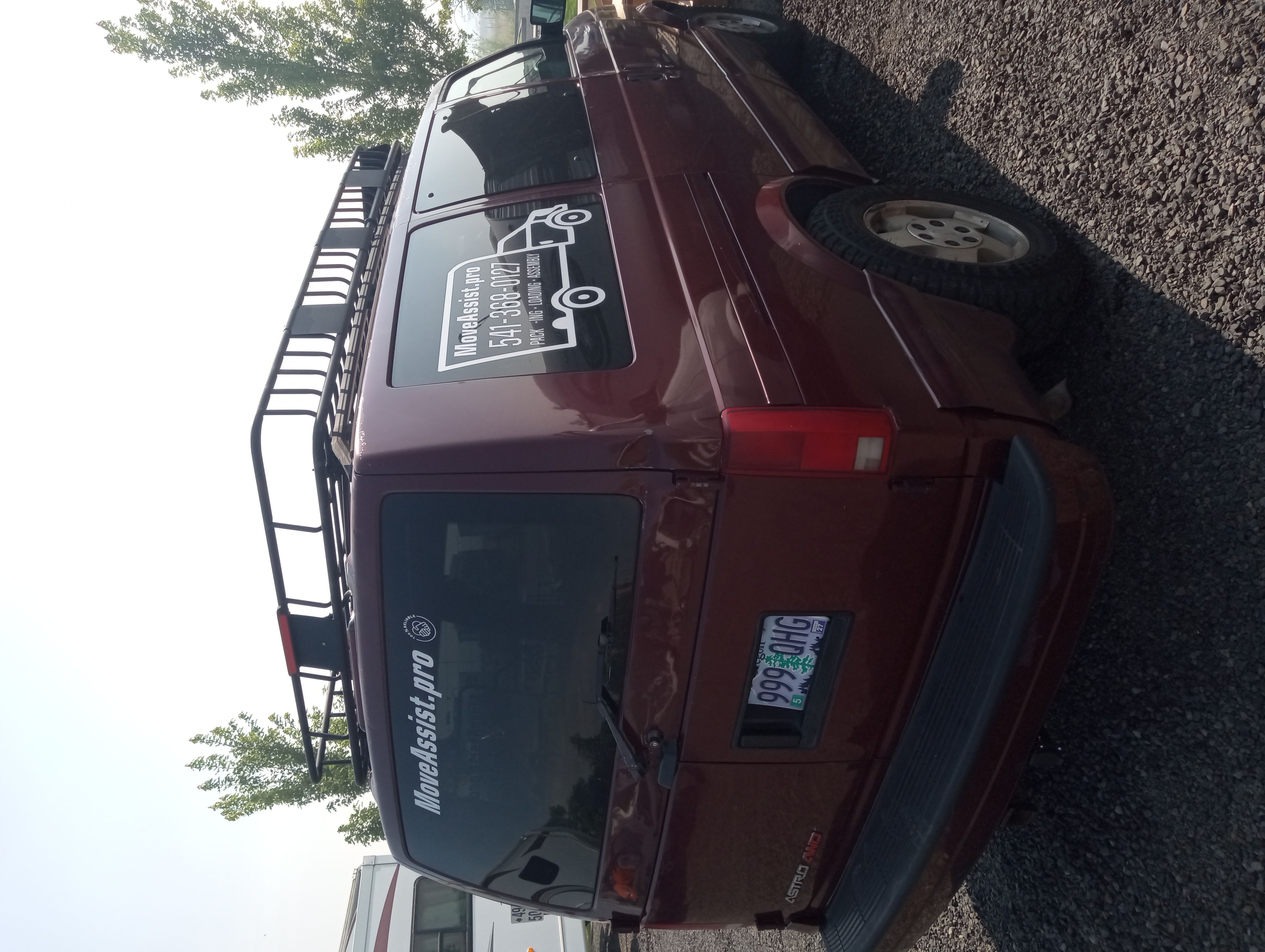 Used 2005 Chevrolet Astro LT AWD/4WD image 2