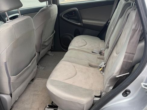 Used 2009 Toyota RAV4 4WD image 2