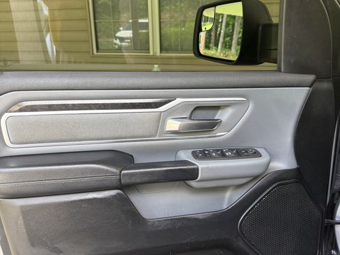 Used 2020 RAM 1500 Big Horn RWD image 9