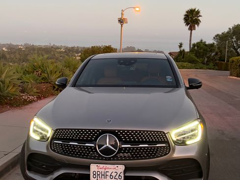 Used 2020 Mercedes-Benz GLC 300 4MATIC Coupe image 8