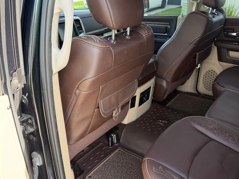 Used 2016 RAM 1500 Laramie Longhorn w/ Convenience Group AWD/4WD image 19