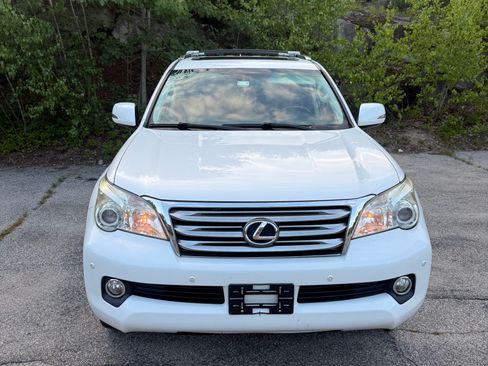 Used 2010 Lexus GX 460 AWD/4WD image 2