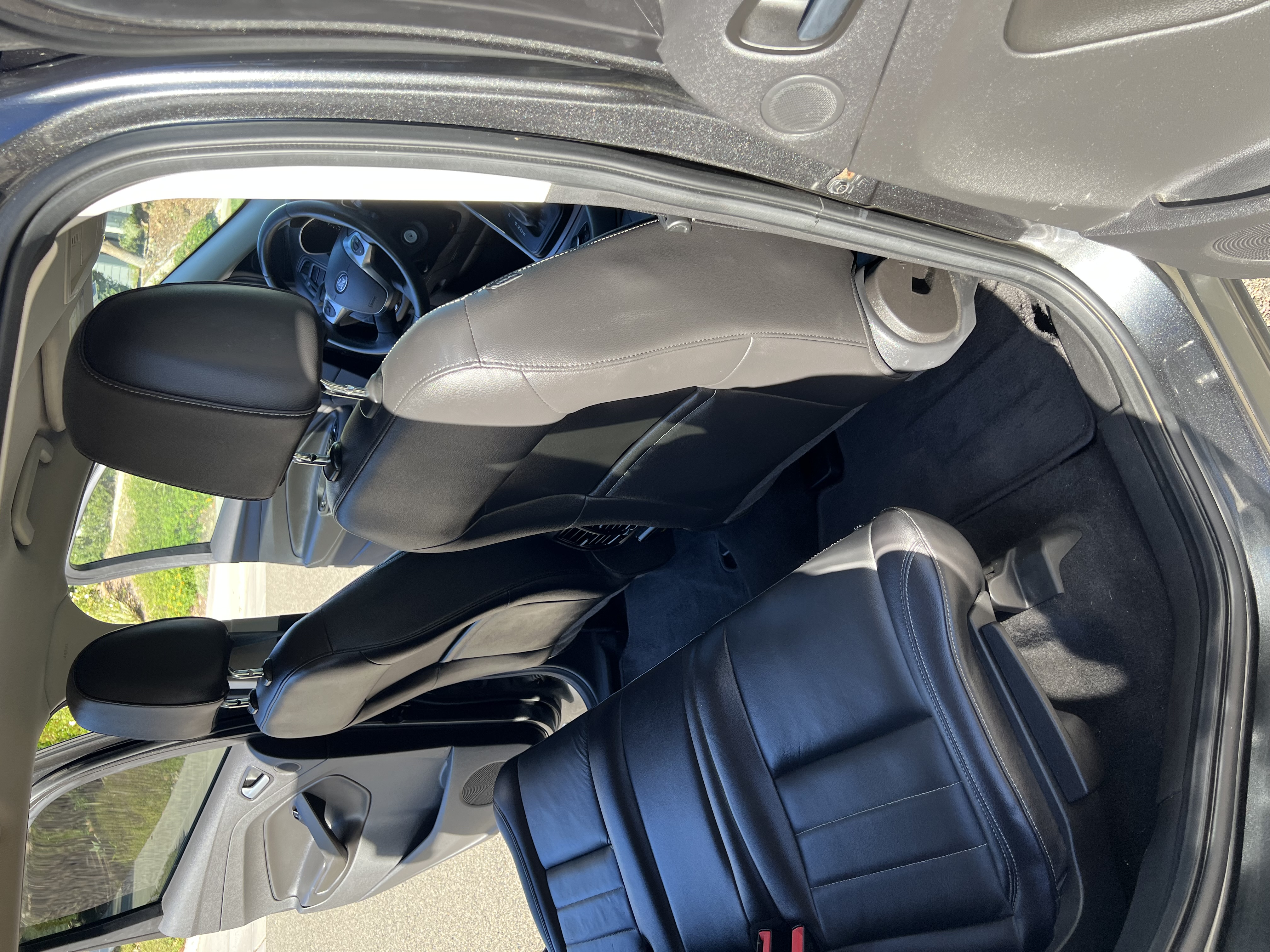 Used 2016 Ford Escape SE w/ SE Leather Comfort Package FWD image 8