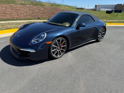 Used 2013 Porsche 911 Carrera 4S image 1
