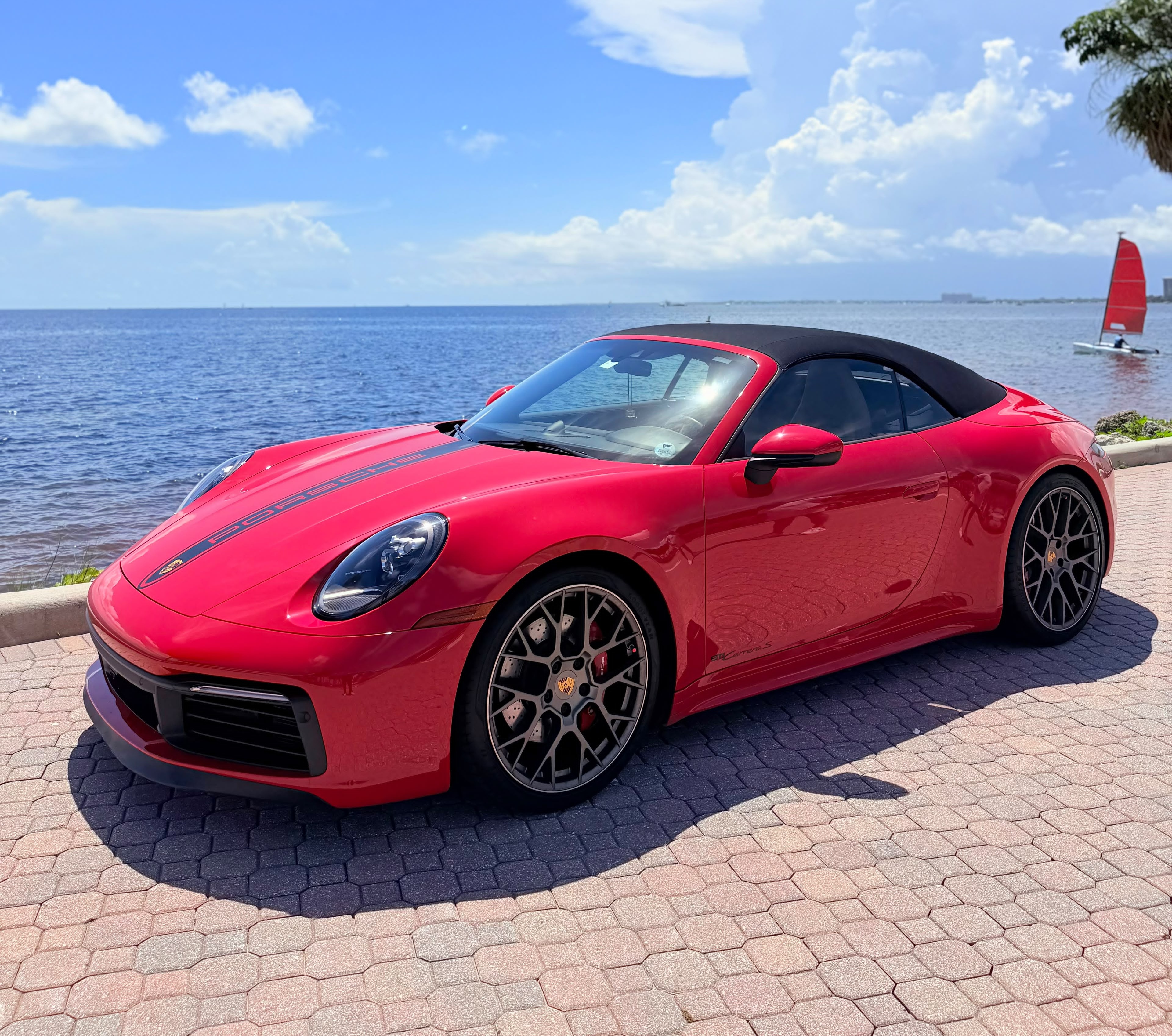 Used 2020 Porsche 911 Carrera S RWD image 2