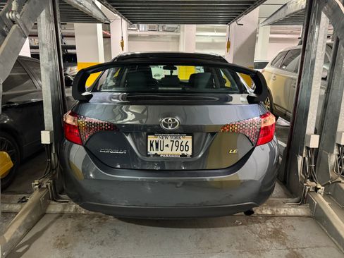 Used 2019 Toyota Corolla LE FWD image 7