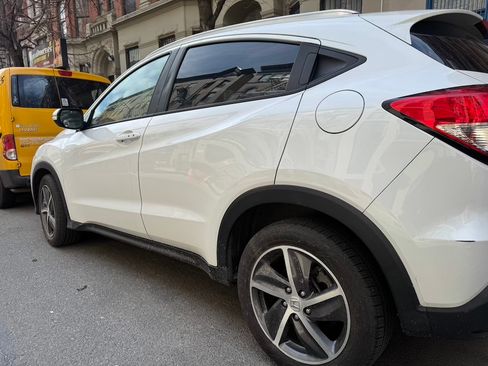 Used 2021 Honda HR-V EX image 21