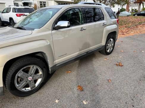 Used 2012 GMC Terrain SLT image 4
