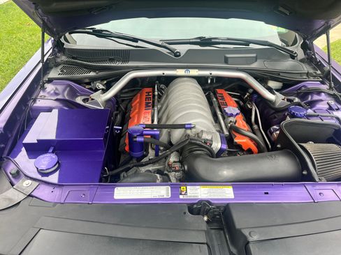 Used 2010 Dodge Challenger SRT8 w/ SRT Option Group II RWD image 16