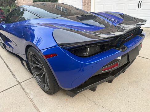 Used 2018 McLaren 720S Performance RWD image 15