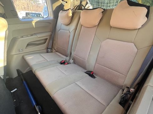 Used 2010 Honda Pilot EX image 10