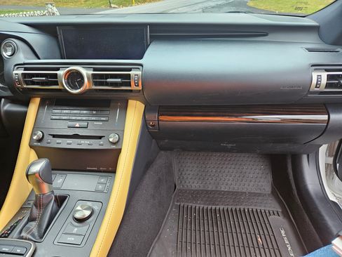 Used 2020 Lexus RC 300 AWD w/ Premium Package image 15