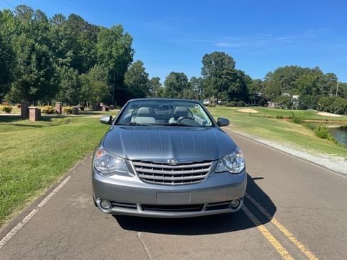 Used 2008 Chrysler Sebring Limited w/ Luxury Group image 22