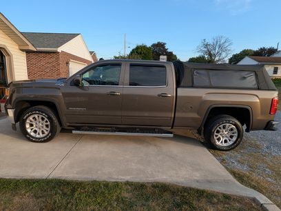Used 2014 GMC Sierra 1500 SLE w/ SLE Value Package