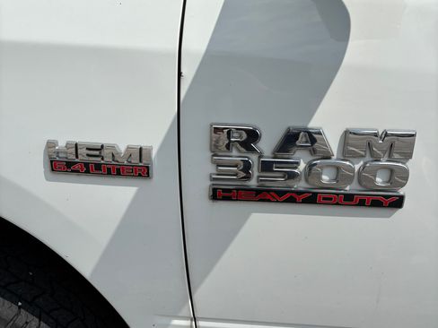 Used 2018 RAM 3500 Tradesman w/ Power & Remote Entry Group AWD/4WD image 11