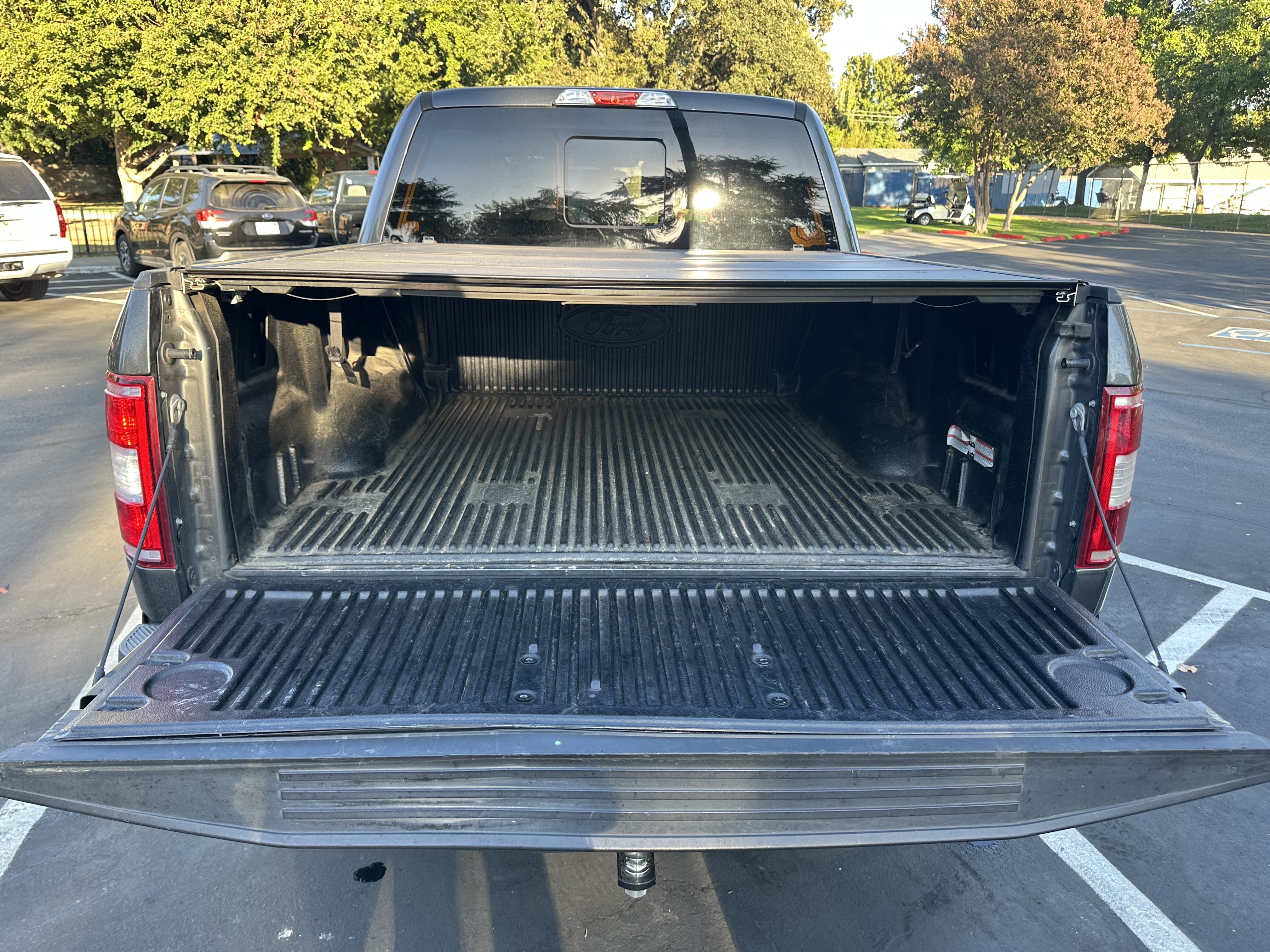 Used 2018 Ford F150 XLT w/ Equipment Group 302A Luxury AWD/4WD image 14
