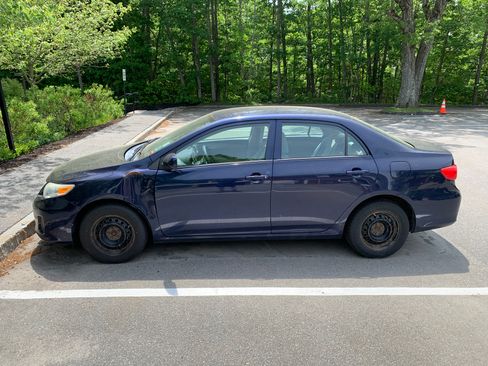 Used 2013 Toyota Corolla L FWD image 5