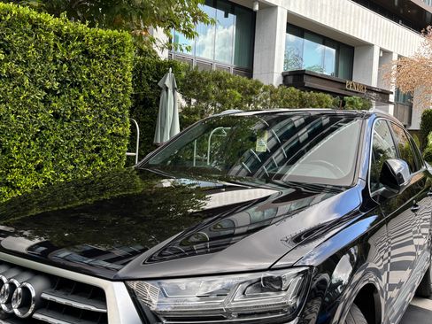 Used 2018 Audi Q7 3.0T Prestige w/ Prestige Package image 2