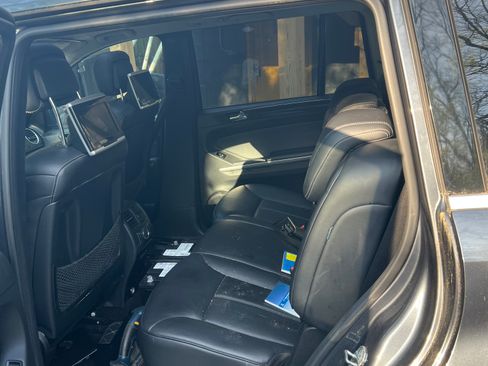 Used 2012 Mercedes-Benz GL 450 4MATIC image 8