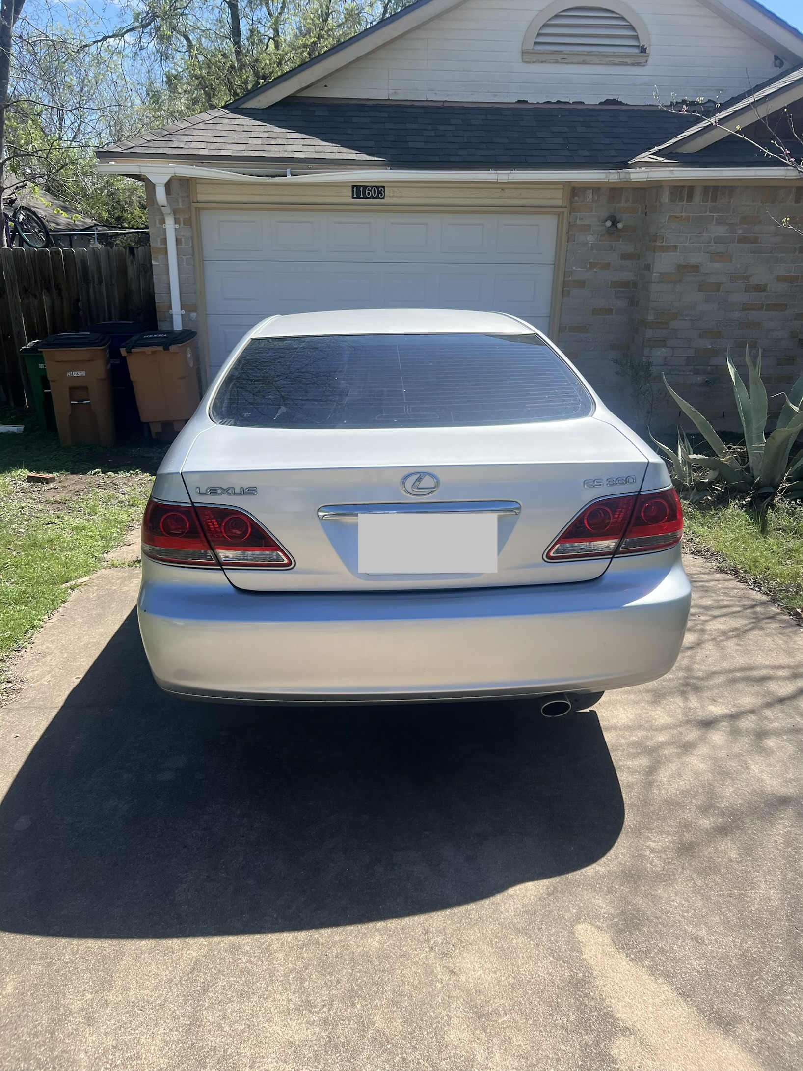 Used 2005 Lexus ES 330 FWD image 4